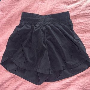 Lululemon track that 5” shorts